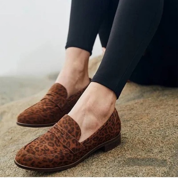 Clarks Shoes - Clarks Trish Rose Suede Leather Animal Leopard Print Slip On Loafer 10M